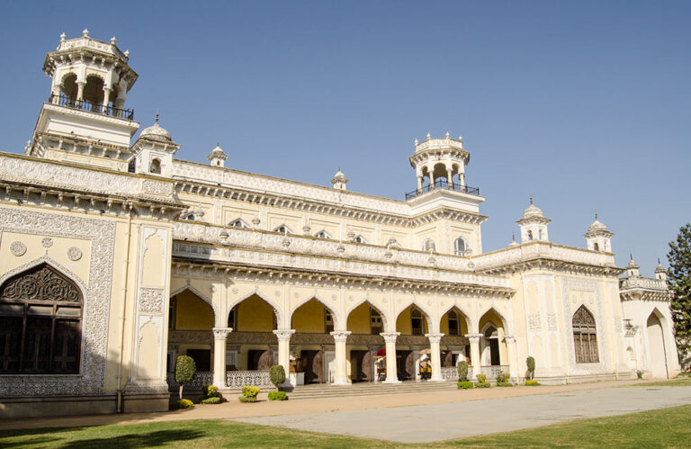 Pune to Hyderabad chownahalla cab service